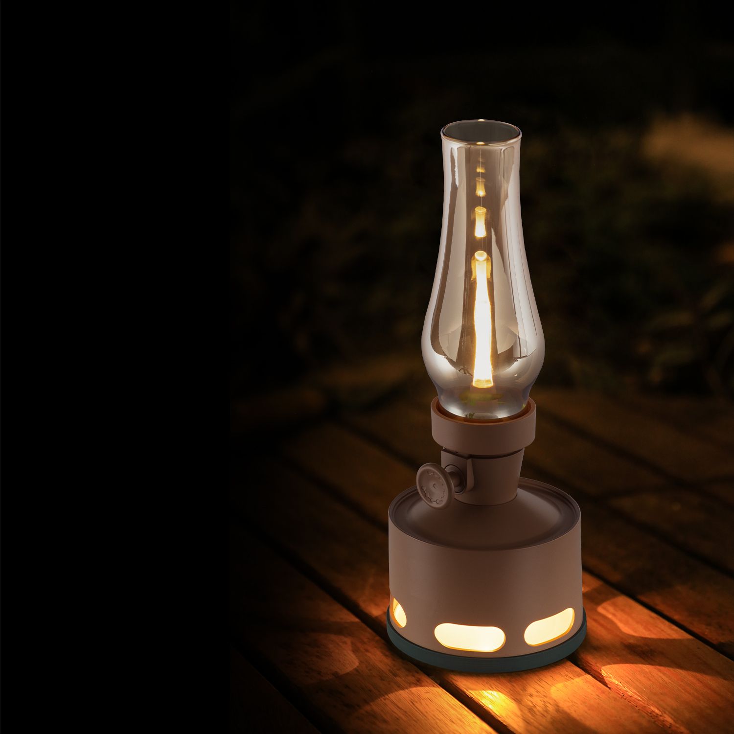 LED Lantern Speaker by Keen Hsu